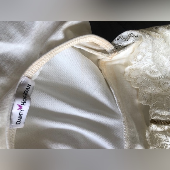 Dainty Hooligan White Layered Dress with Lace - Picture 3 of 5